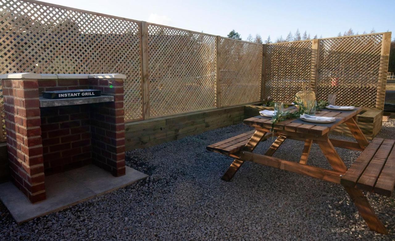 Hollicarrs - Bluebell Lodge Riccall Exterior photo